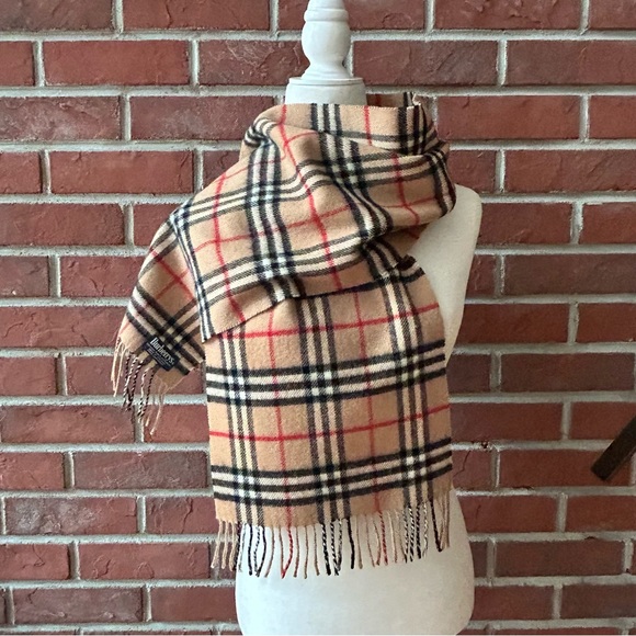 • Burberry’s Vintage Pure Lambswool Nova Check Plaid Fringed Scarf 56””x11” - Picture 2 of 9